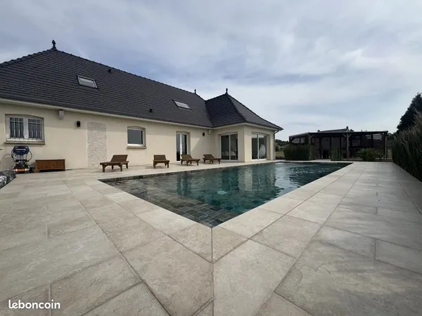 Pavillon 6 pièces 165 m²