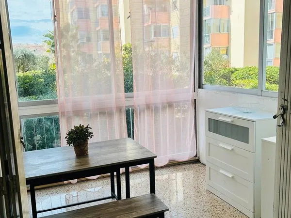 🌊 Studio à louer à l'année au Grau-du-Roi - 590 CC - À 100 m de la mer