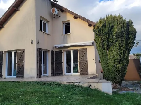 Maison 7 pièces 143 m²