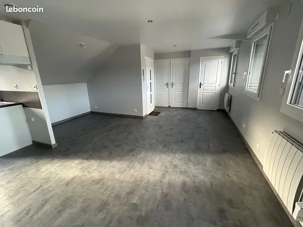 Appartement F3 en centre-ville de Lillebonne, entièrement rénové en 2023