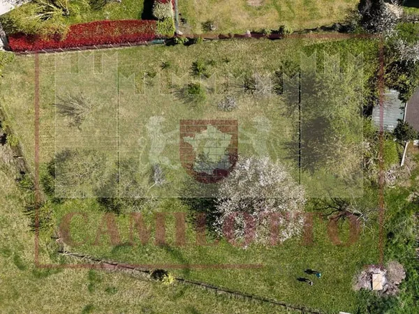Terrain 1000 m²