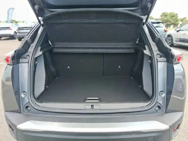 Peugeot 2008 puretech 130 s&amp;s eat8 — photo 6