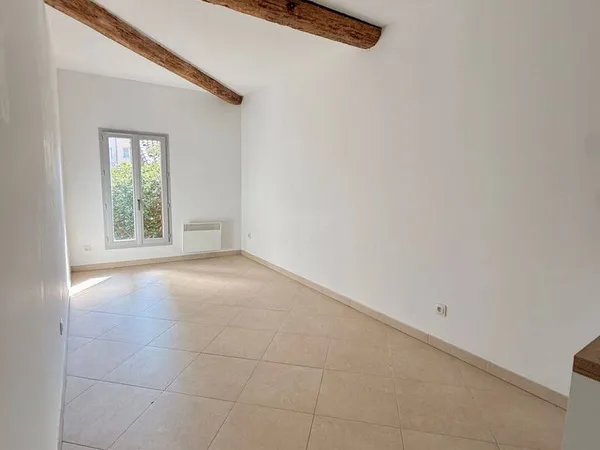 Studio 1 pièce 15 m²