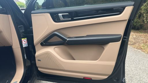 Porsche Cayenne Coupe 3.0  461 E-Hybride AWD BVA8 - . – 2021 – 65094 km – Hybride essence – Boîte Automatique — photo 29