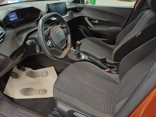 Peugeot 2008 1.2 puretech 130ch s&amp;s style — photo 10