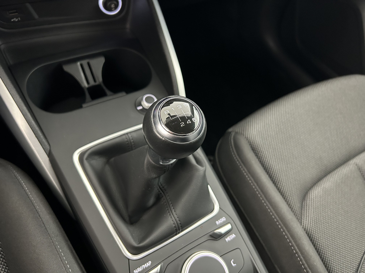Audi Q2 — photo 13