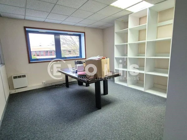 Bureaux 570 m²