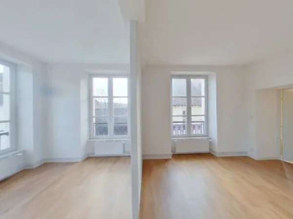 Votre agence France Loire vous propose cet APPARTEMENT à la location sur la commune de SAINT-AMAND-M
