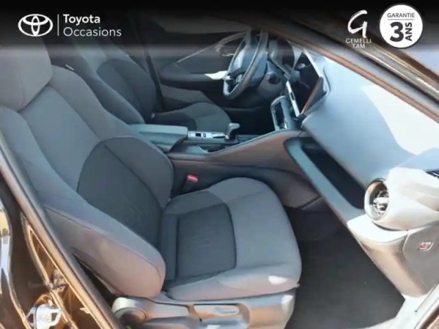 Toyota C-Hr 2.0 hybride rechargeable 225ch design ng23 — photo 6