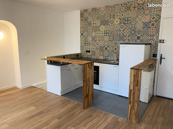 F2 de 42 m² - Reims Courlancy