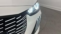 Peugeot 208 1.2 Hybrid 145ch Allure e-DCS6 — photo 17