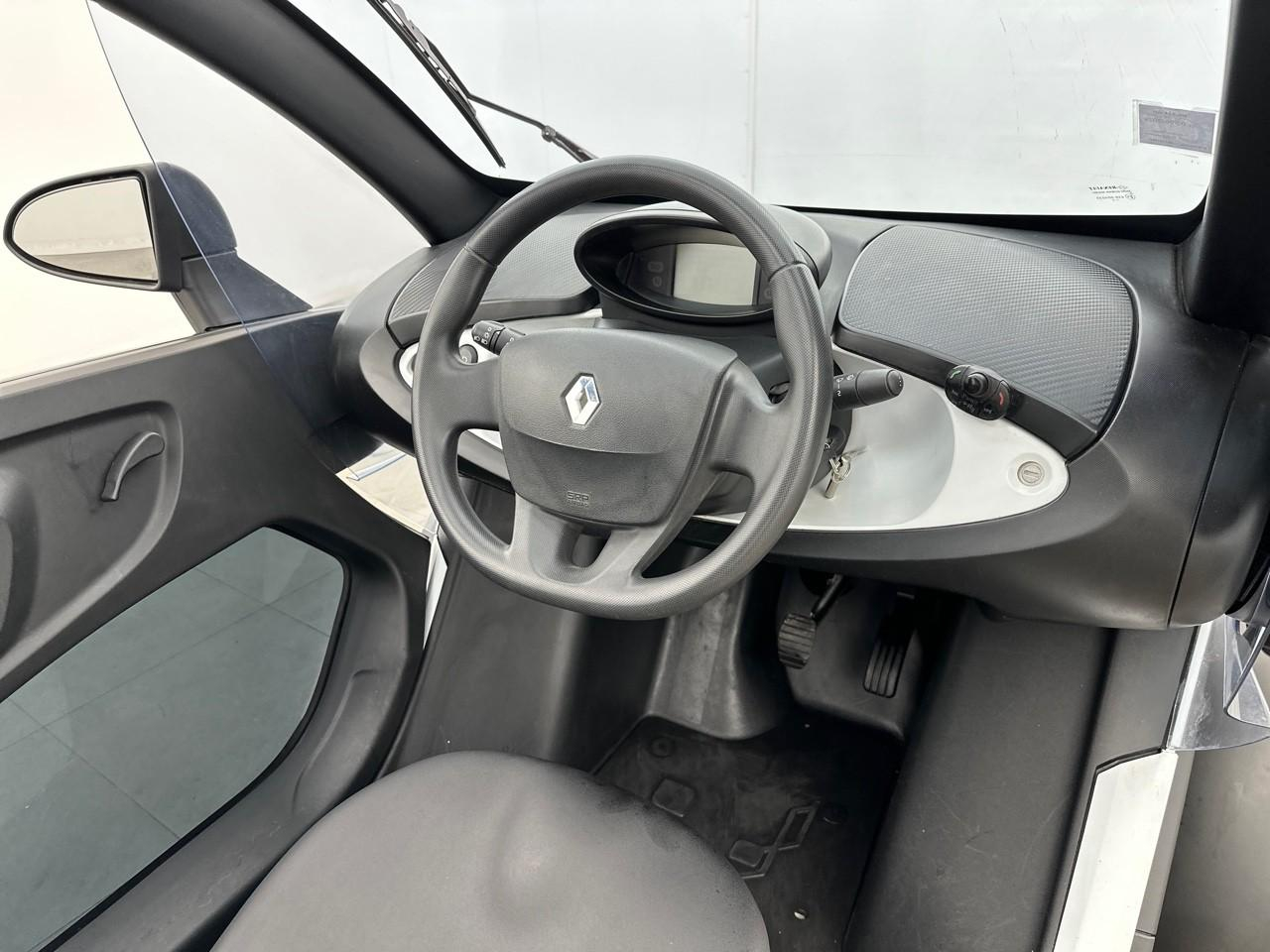 Renault Twizy intens 45 — photo 11