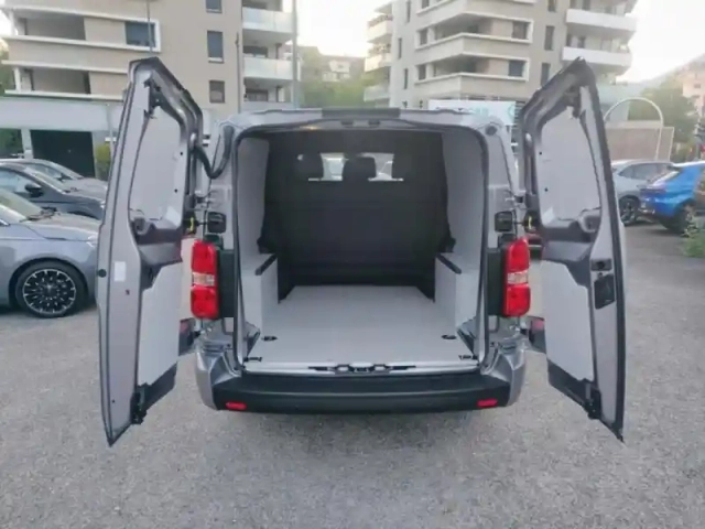 Fiat Scudo fg xl 2.2 diesel 180ch cabine approfondie fixe pack premium connect automatique — photo 6