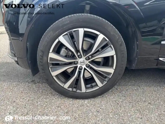 Volvo Xc60 t8 recharge awd 303 ch + 87 ch geartronic 8 inscription — photo 15
