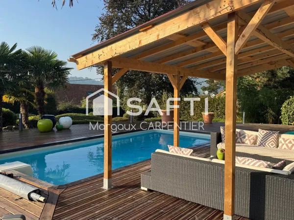 Maison d'architecte 200 m² avec piscine