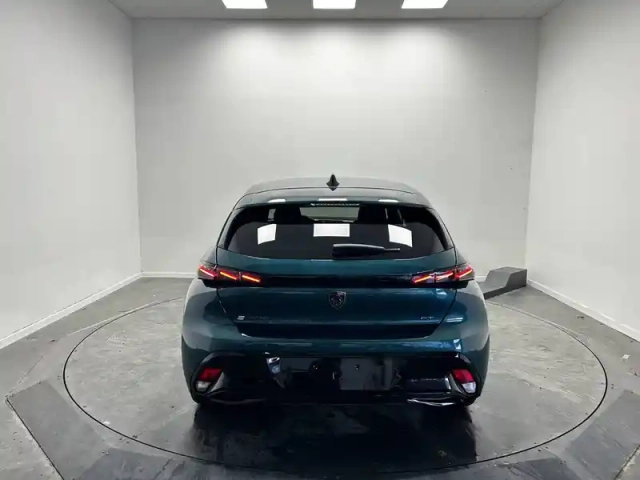 Peugeot 308 electrique 55 kwh 156ch — photo 4