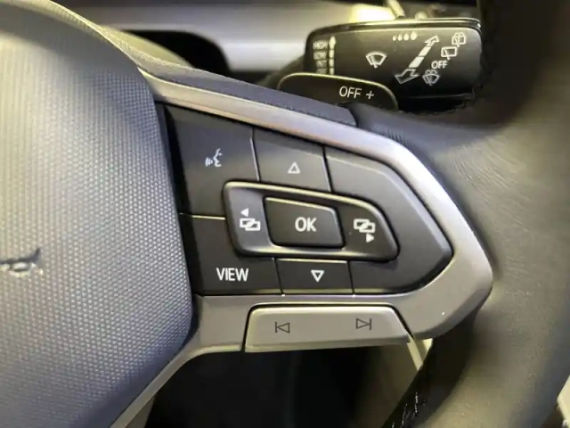 Volkswagen Golf 1.5 ehybrid 204 dsg6 — photo 31