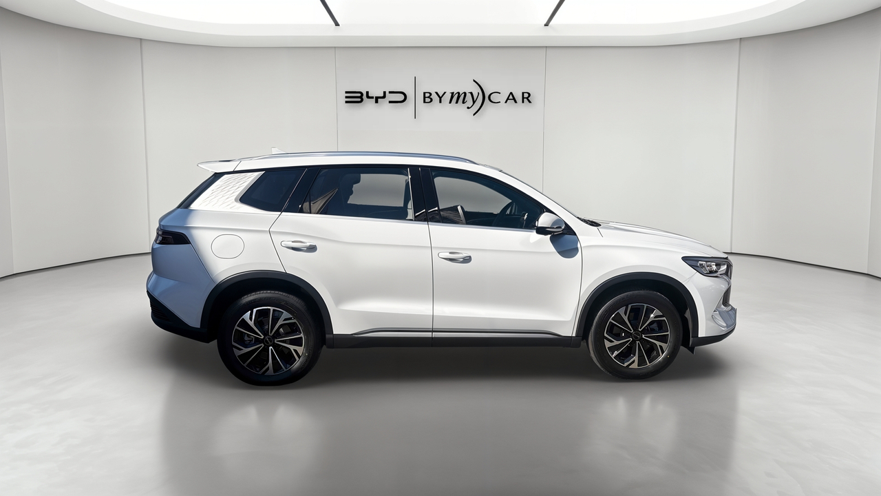 BYD Sealion 5 1.5l DM-i 212 ch PHEV — photo 6