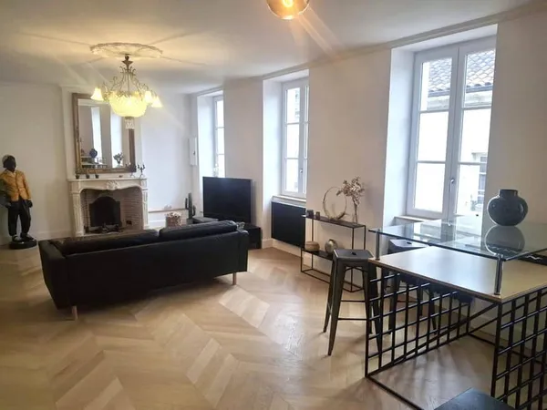 Appartement 4 pièces 102 m²