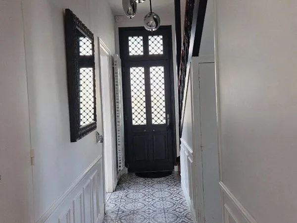 Maison 8 pièces 190 m²