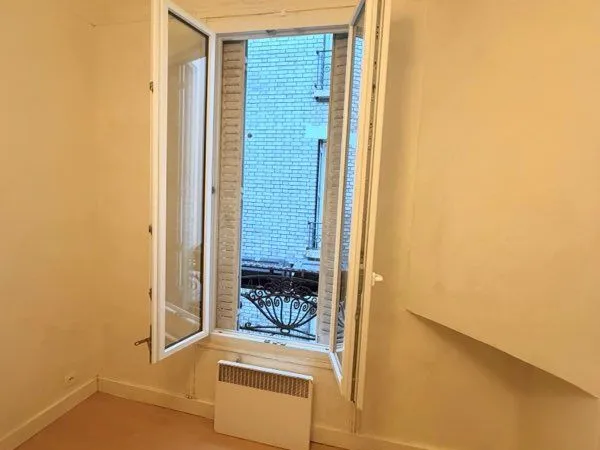 Studio 19 m² à Asnières - Proche gare & Saint-Lazare - 700 CC