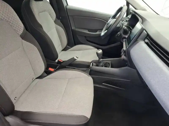 Renault Clio tce 90 — photo 9