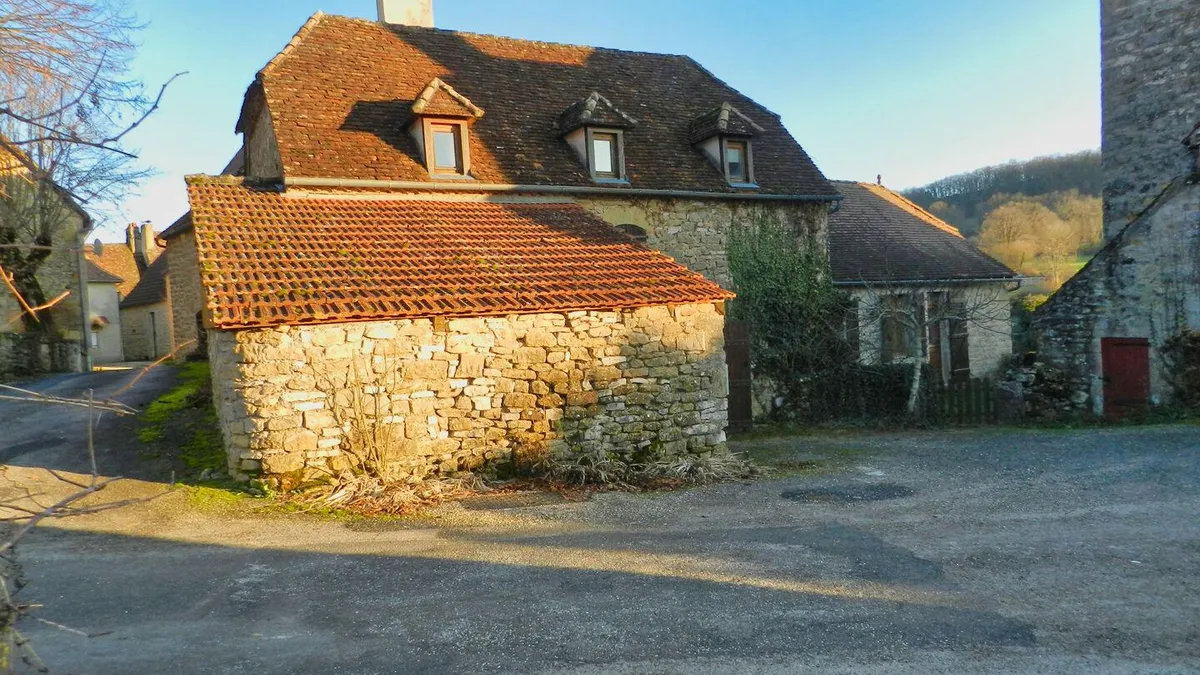 Photo 2