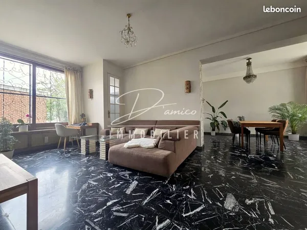 Maison 8 pièces 178 m²
