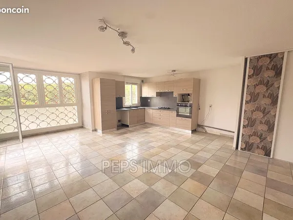 Appartement 4 pièces 81 m²