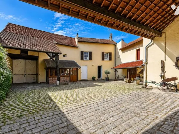 Maison 7 pièces 138 m²