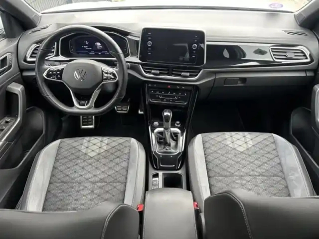 Volkswagen T-Roc 1.5 tsi evo2 150ch r-line dsg7 — photo 6