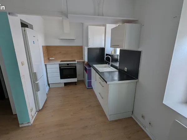 Loue Appartement F2