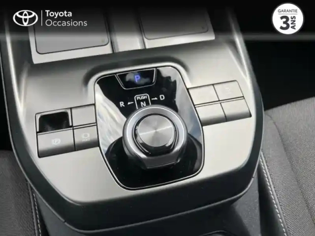 Toyota C-Hr + 224ch 77kwh design grande autonomie — photo 15
