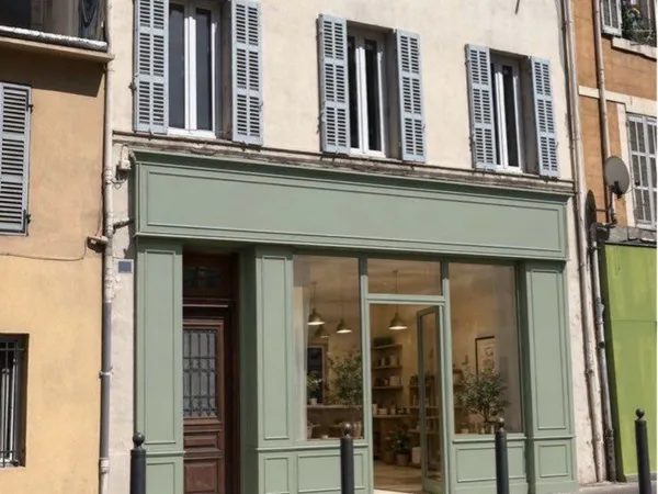 Local commercial rue de Lodi