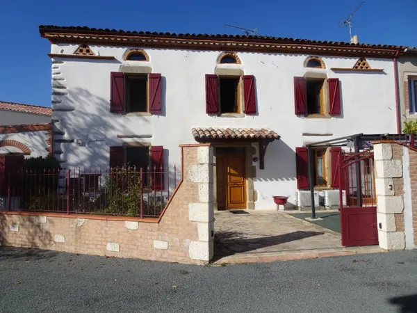 Maison 7 pièces 263 m²