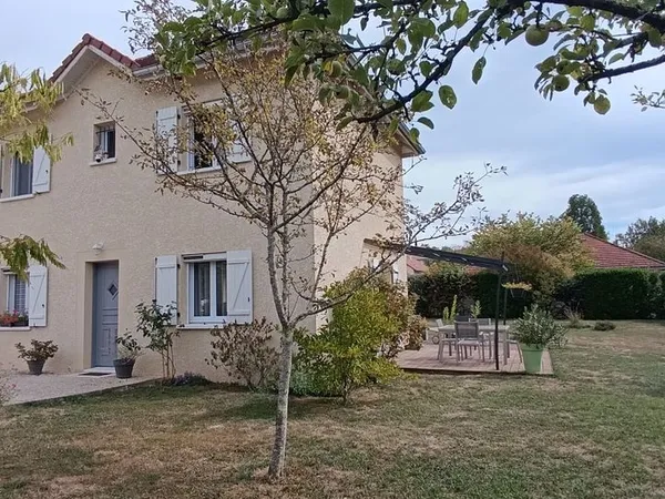 Villa 4 pièces 100 m²