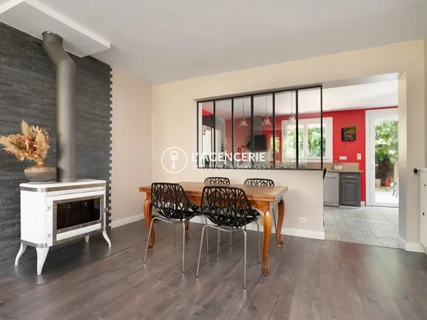 Maison T4 rénovée avec jardin et garage