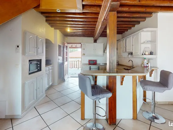 Duplex 190 m²- 5 chbrs + bur- Grande terrasse