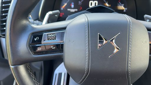 DS DS7 Crossback 1.5 BlueHDi 130 EAT8 - Grand Chic – 2021 – 155113 km – Diesel – Boîte Automatique — photo 26