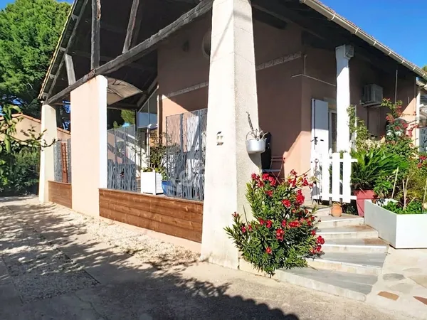 Maison de Plain pied 5 pièces 149 m2 à Martigues Lavéra