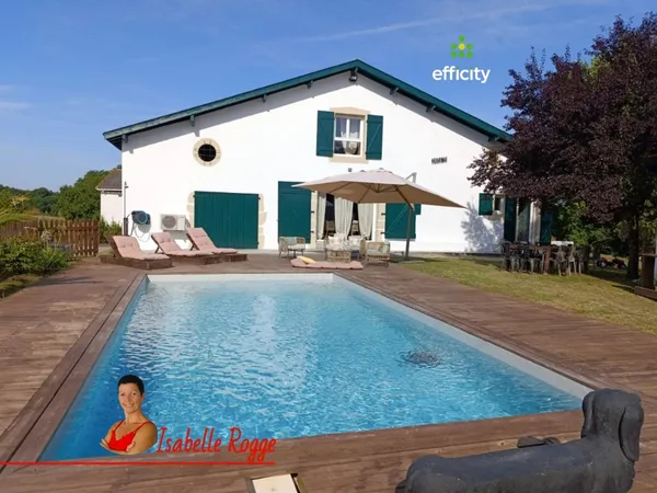 Maison 7 pièces 223 m²