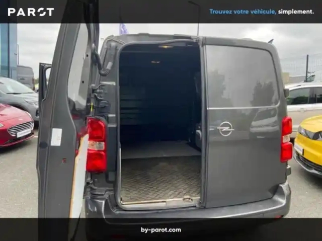 Opel Vivaro fourgon fg l2 standard 2.0 d 180ch pack business bva8 — photo 11
