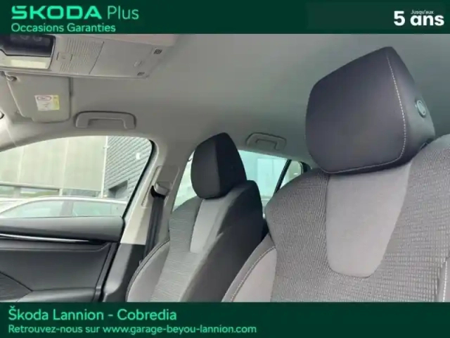 Skoda Octavia combi 2.0 tdi scr 150ch selection dsg7 — photo 8