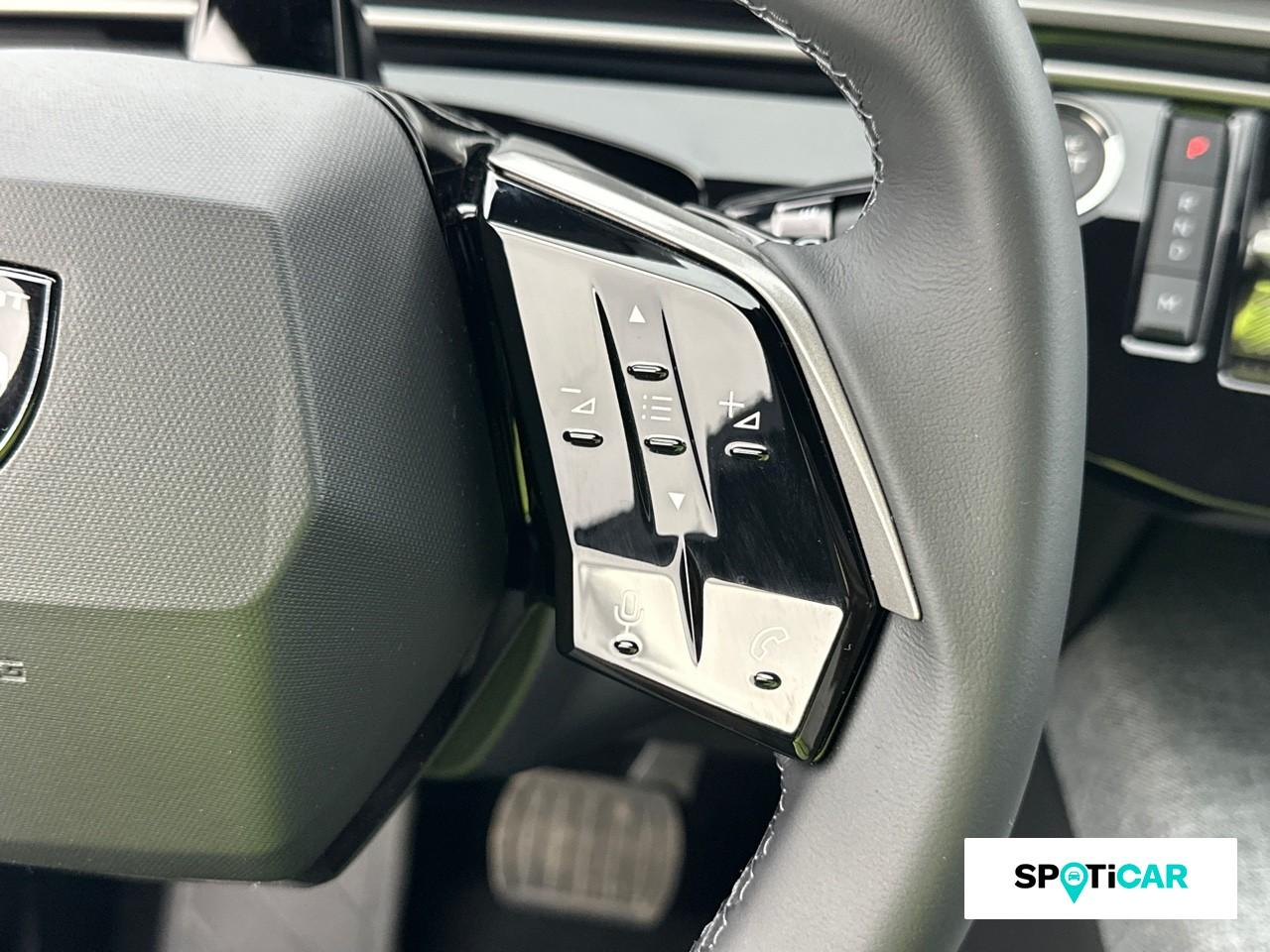 Peugeot 5008 hybrid 145ch allure e-dcs6 — photo 18