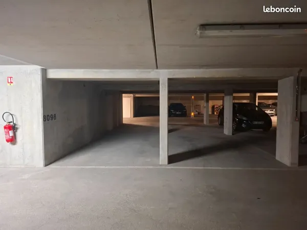A louer place de parking en sous sol 91280