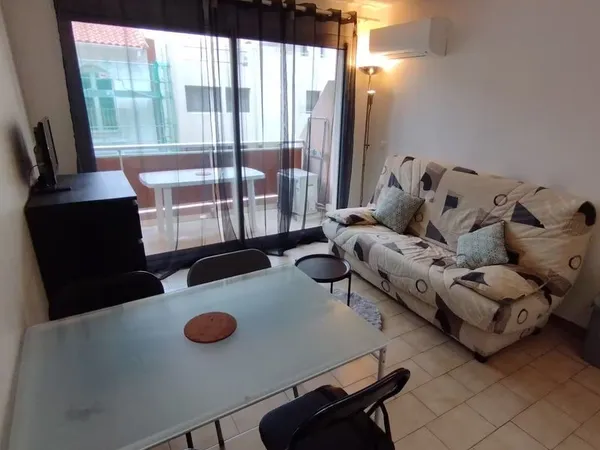 Studio meublé climatisé à Canet en Roussillon, location longue durée