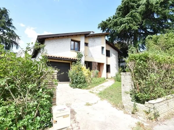 Maison 5 pièces 151 m²