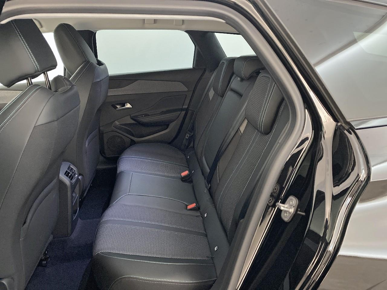 Peugeot 308 sw hybrid 145 e-dcs6 allure — photo 10