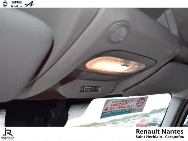 Renault Master fg f3500 l2h2 2.3 blue dci 135ch confort - 20490? ht — photo 6