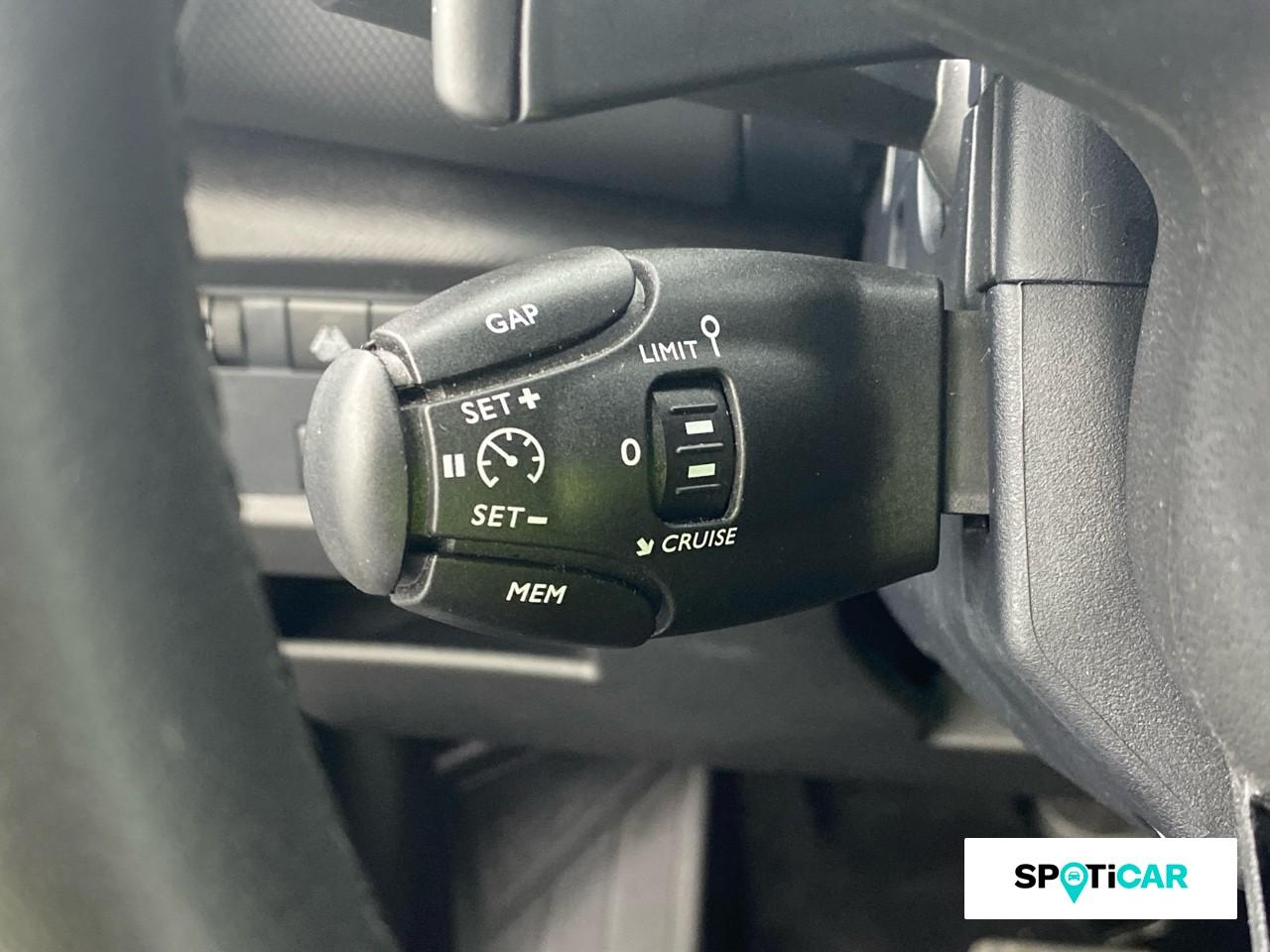 Citroën C5 Aircross bluehdi 130ch s&s c-series eat8 — photo 18